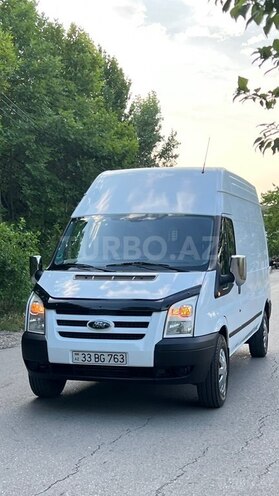 Ford Transit-1