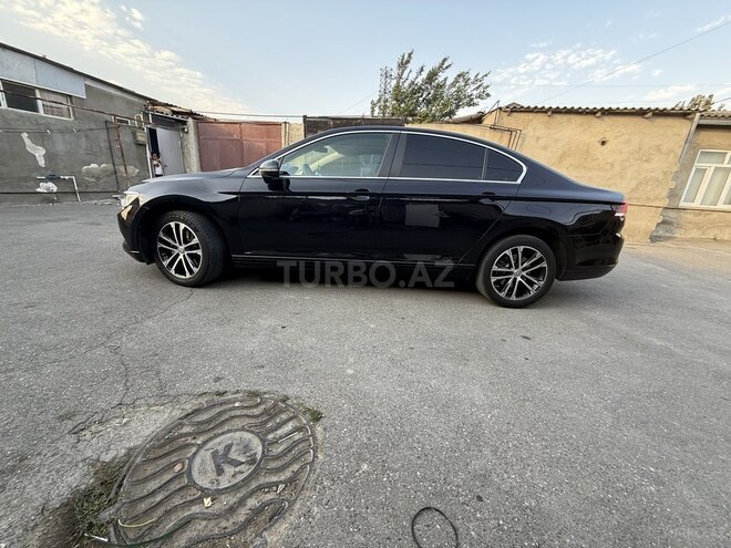 Volkswagen Passat-3