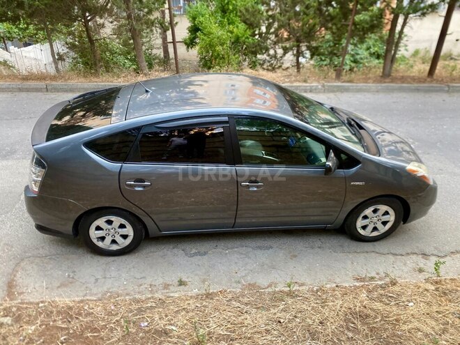 Toyota Prius-9