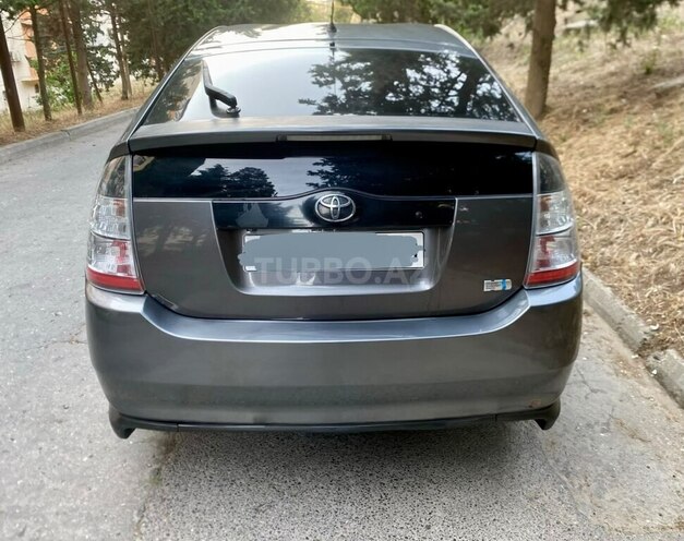Toyota Prius-11