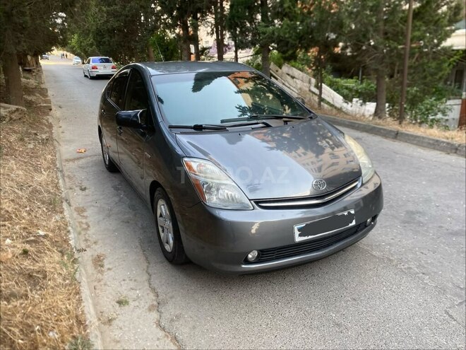 Toyota Prius-16
