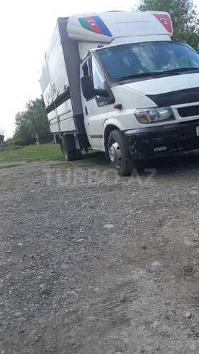 Ford Transit-6