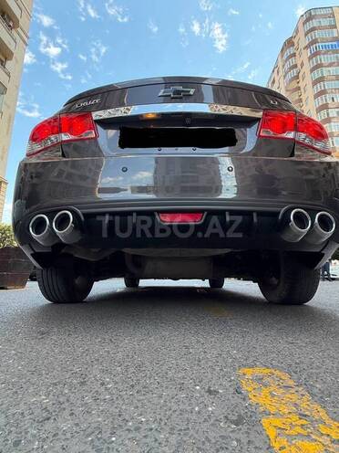 Chevrolet Cruze-9