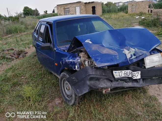 LADA (VAZ) 21099-8