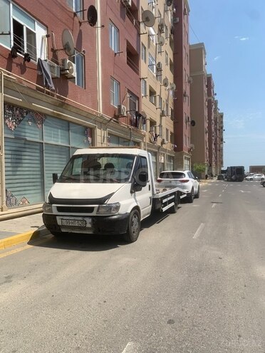 Ford Transit-2