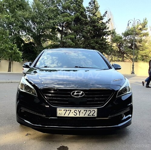 Hyundai Sonata-1