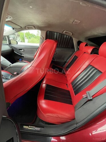 Toyota Prius-9