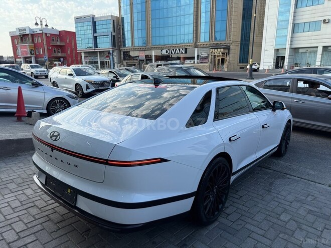 Hyundai Grandeur-9