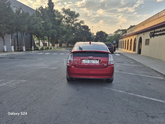 Toyota Prius-4