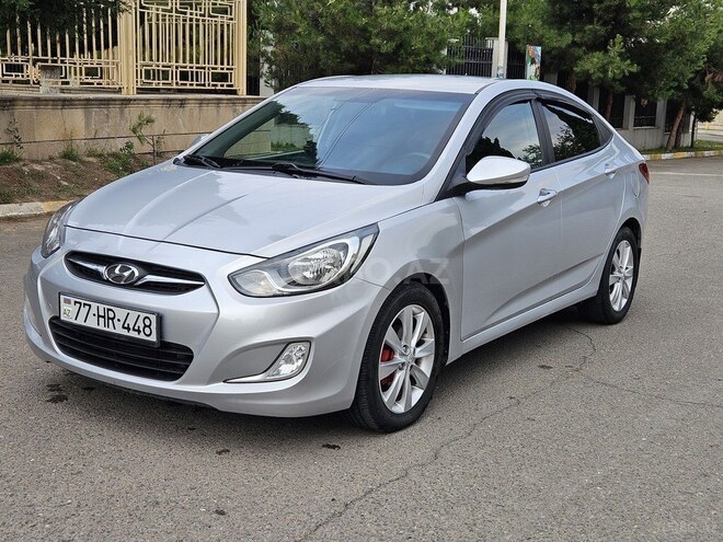 Hyundai Accent-8
