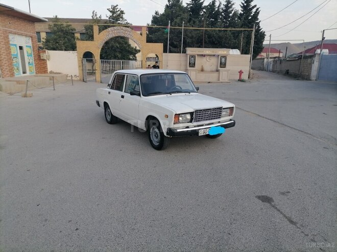 LADA (VAZ) 2107-4