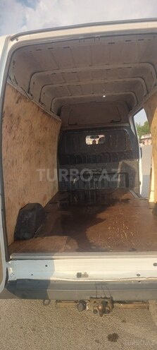 Ford Transit-4