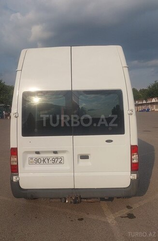 Ford Transit-2