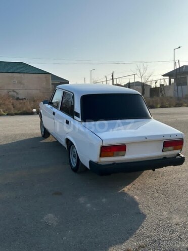 LADA (VAZ) 2107-2