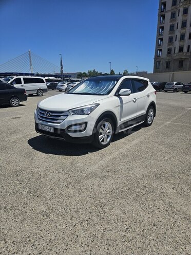 Hyundai Santa Fe-1