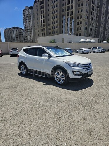 Hyundai Santa Fe-8