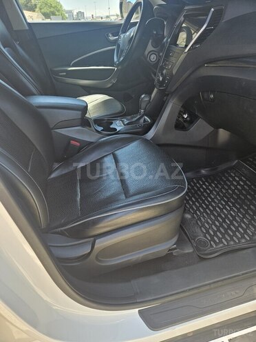 Hyundai Santa Fe-10