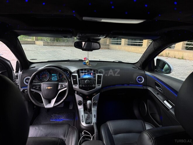 Chevrolet Cruze-11