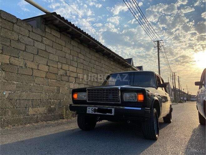 LADA (VAZ) 2107-4