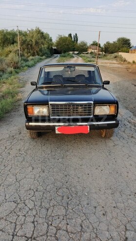 LADA (VAZ) 2107-1