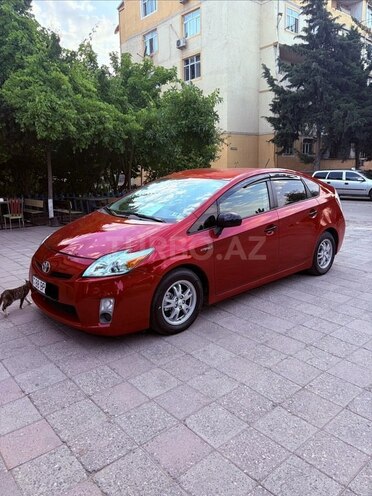 Toyota Prius-4