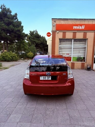 Toyota Prius-15