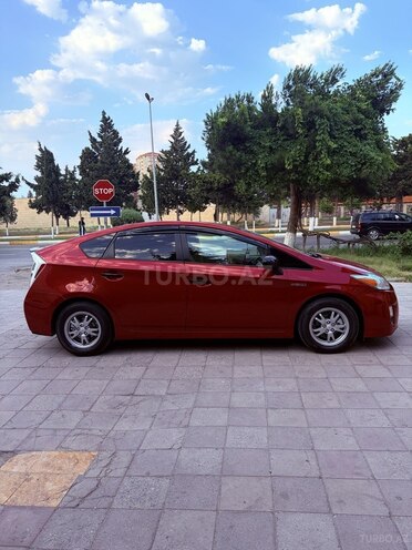Toyota Prius-16