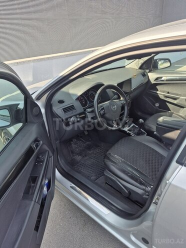 Opel Astra-8