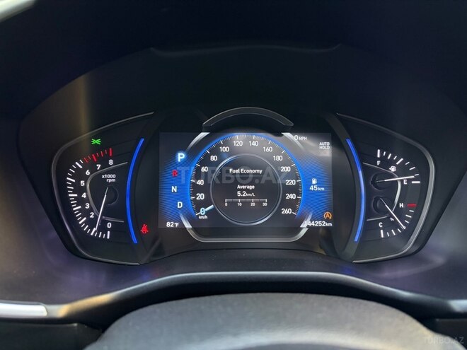 Hyundai Santa Fe-2