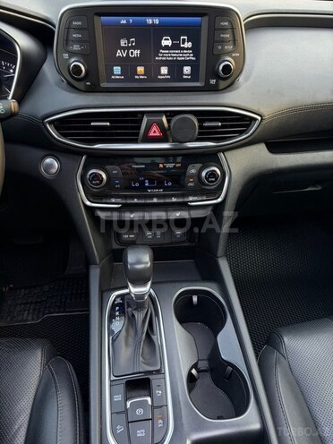 Hyundai Santa Fe-3