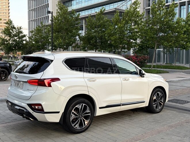 Hyundai Santa Fe-9
