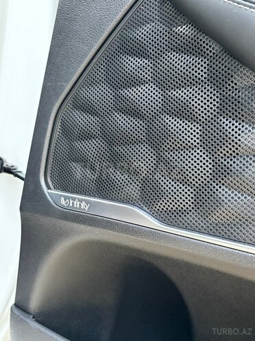 Hyundai Santa Fe-12