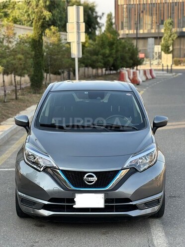 Nissan Note-9