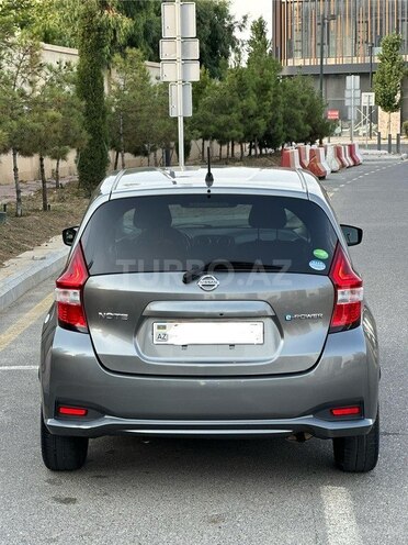 Nissan Note-3