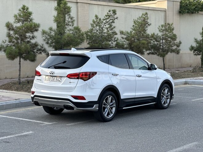 Hyundai Santa Fe-10