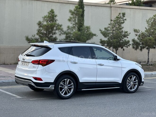 Hyundai Santa Fe-9