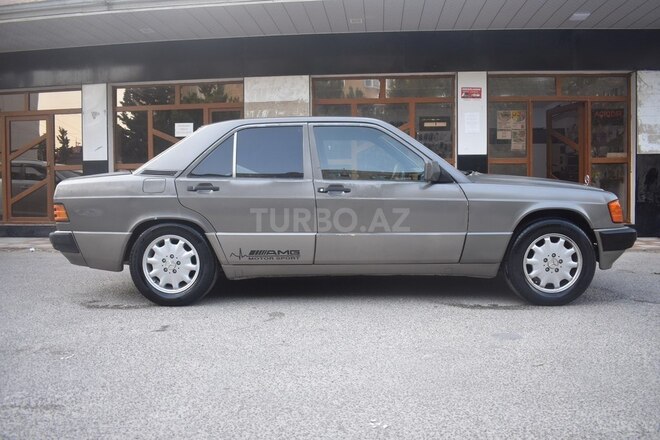 Mercedes 190-3