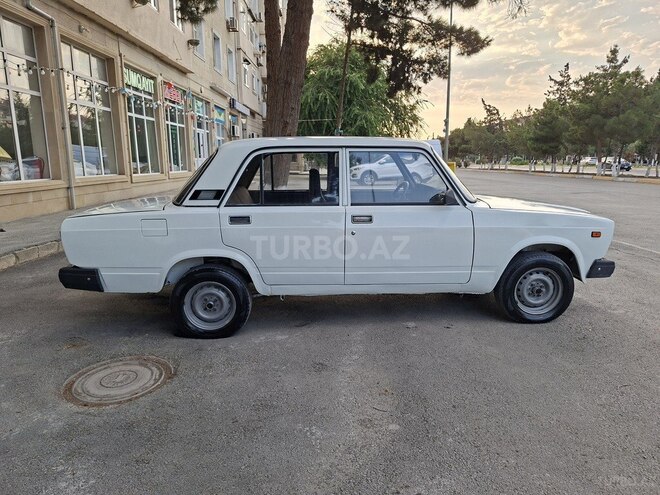 LADA (VAZ) 2107-6