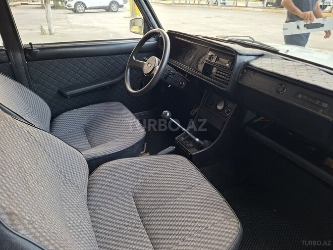 LADA (VAZ) 2107-13