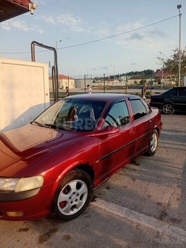 Opel Vectra-3