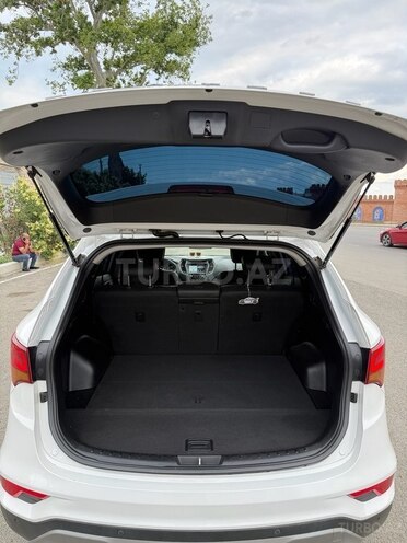Hyundai Santa Fe-9