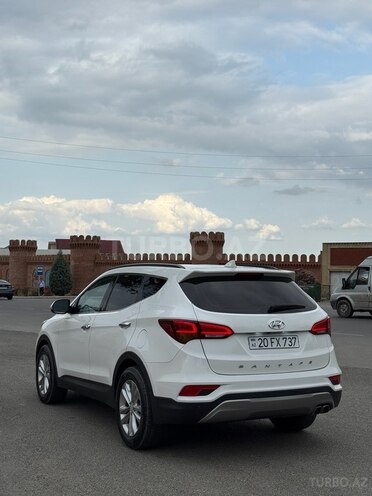 Hyundai Santa Fe-3