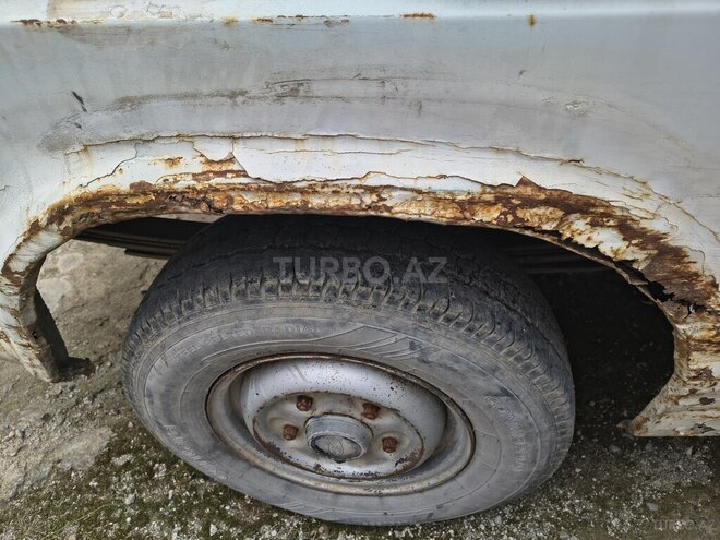 Ford Transit-7