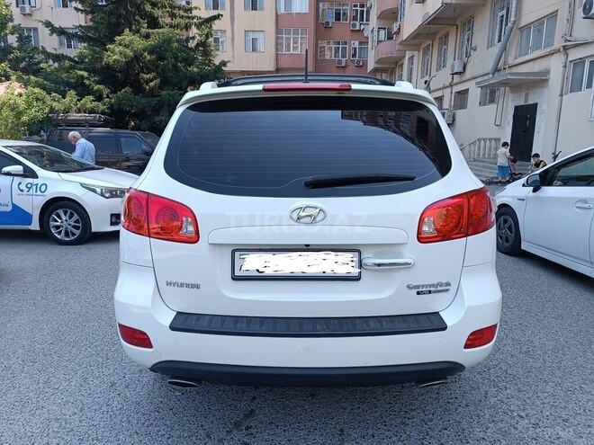 Hyundai Santa Fe-4