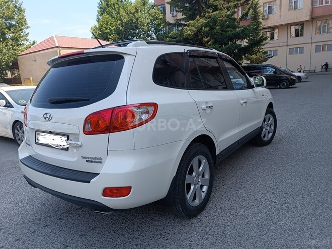 Hyundai Santa Fe-3