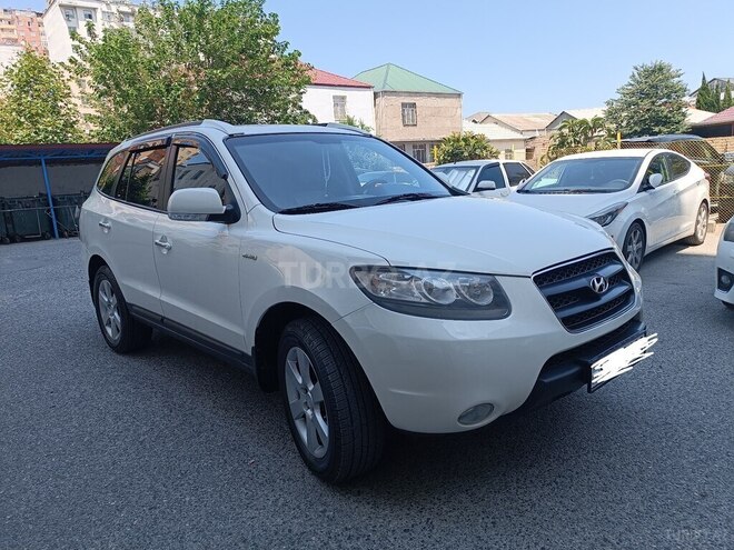 Hyundai Santa Fe-6