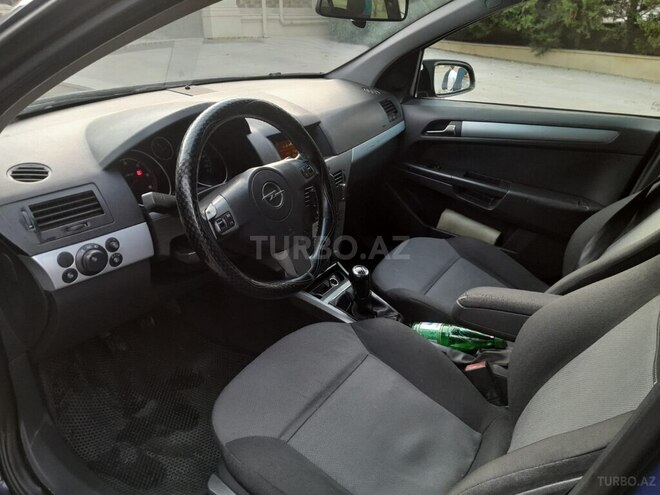 Opel Astra-11