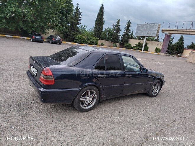 Mercedes C 180-9