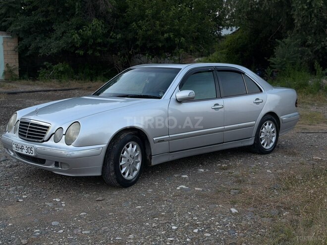 Mercedes E 220-9