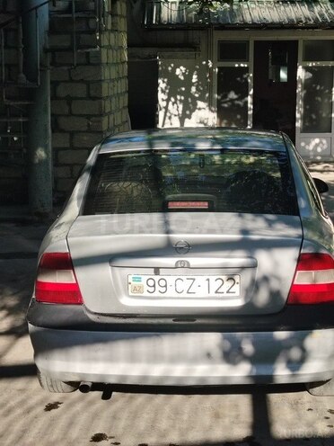 Opel Vectra-15